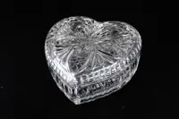 Cut heart candy box BF54700130