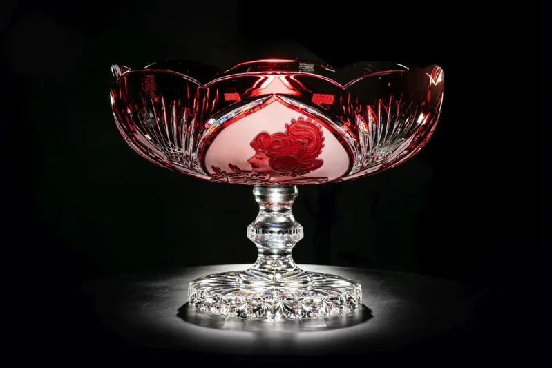 Bowl of cut crystal red SEB63040330M