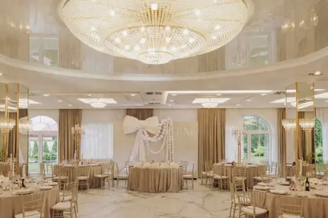 Crystal Chandeliers for Wedding Venues