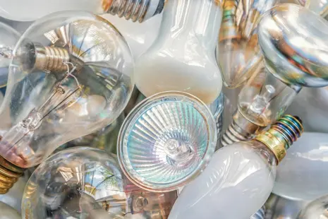 How to properly dispose of light bulbs and lighting fixtures at the end of their lifespan