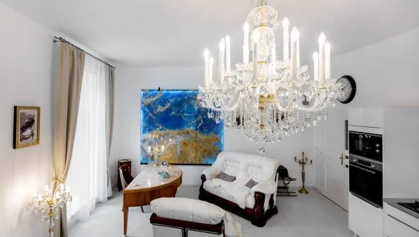 Chandelier Diameter